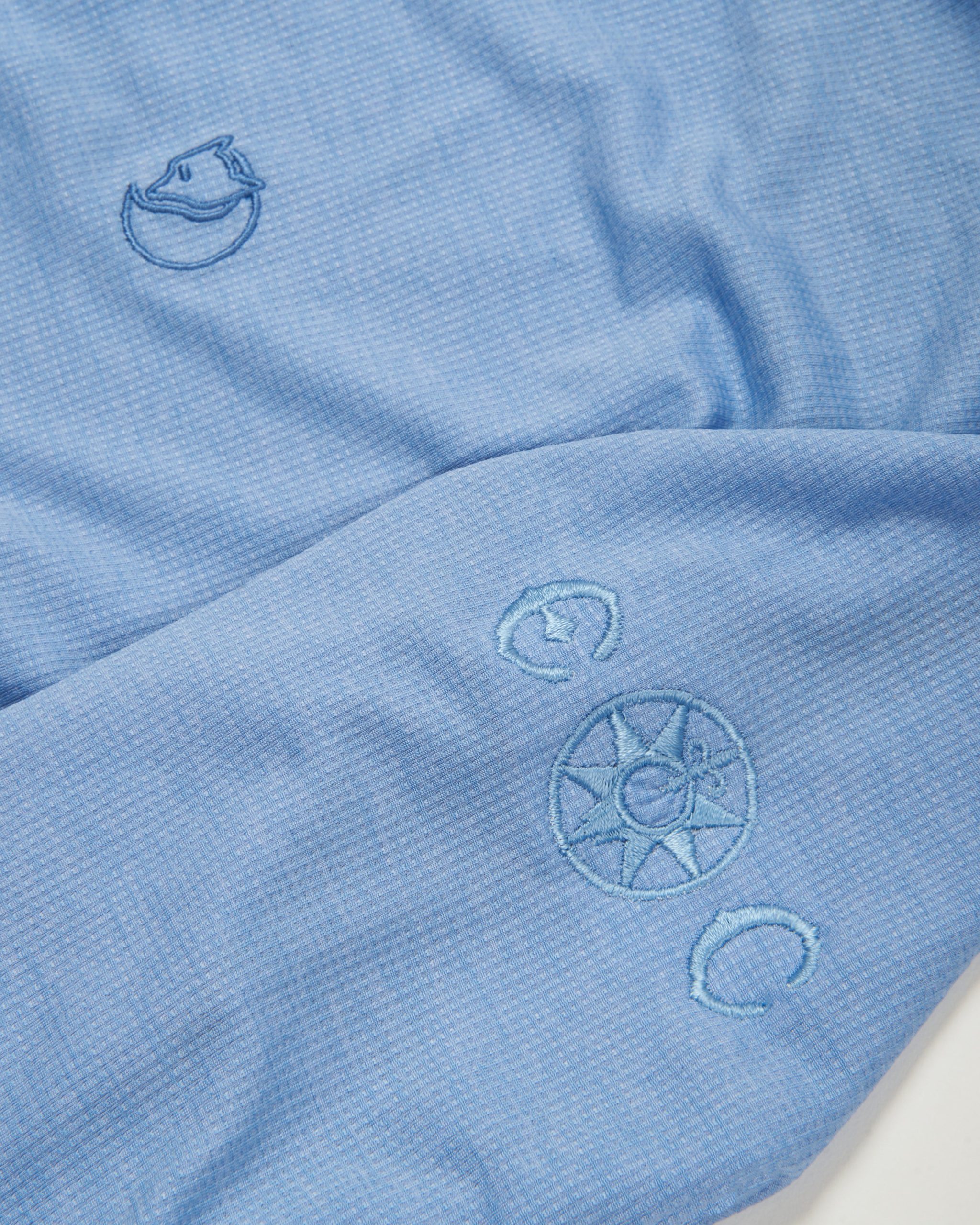 ECxFJ Women's Abisko Sun-Hoodie in Ultramarine - Image 2
